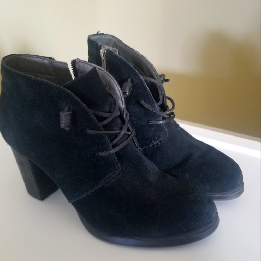Sperry Top Sider Suede Heels